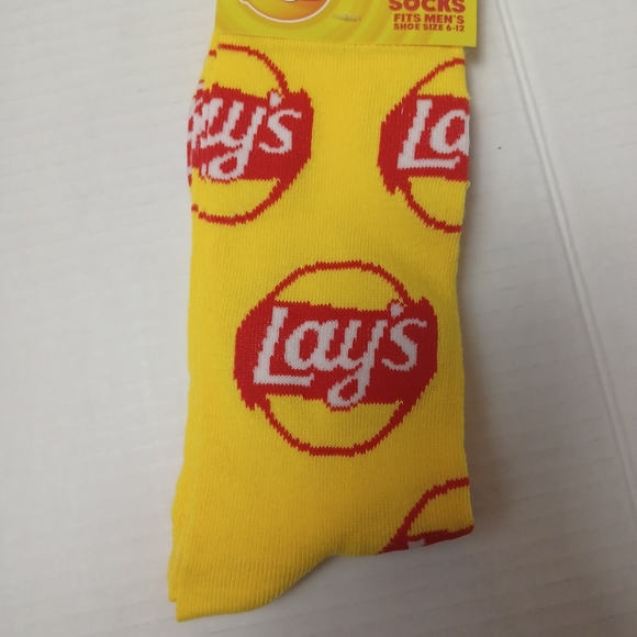 Lays Potato Chip Mens Crew Socks NEW Size Mens 6-12 Novelty -1 Pair -Quirky Logo - Picture 4 of 7